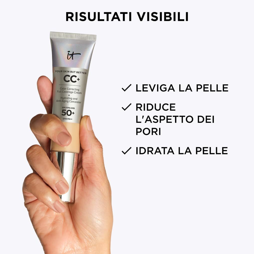 Mano che tiene il tubo di CC+ Foundation. Risultati: Leviga la pelle, riduce i pori, idrata.