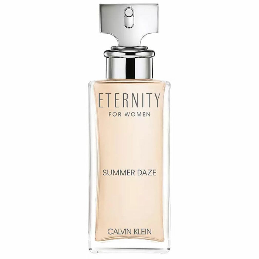 Flacone di profumo con tappo argentato. Liquido rosa in flacone rettangolare di vetro. Testo: Eternity for Women, Summer Daze, Calvin Klein.