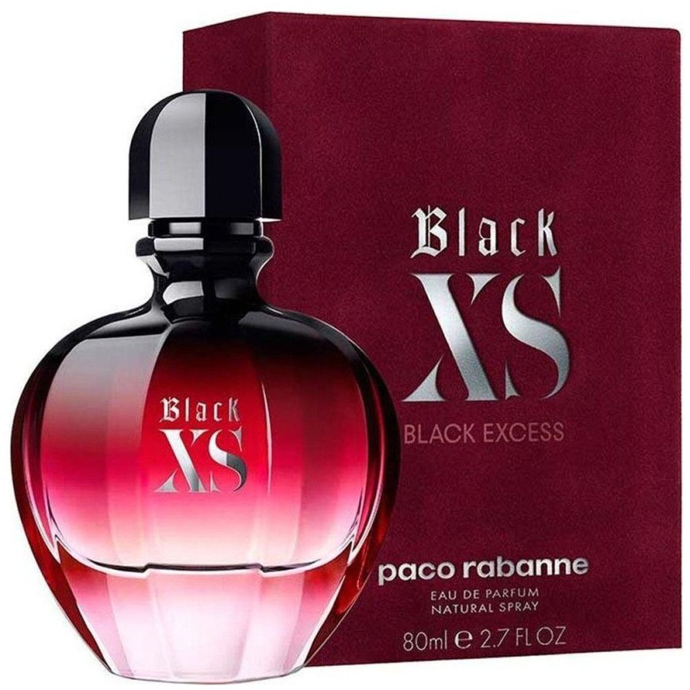Flacone di profumo sfumato rosso e tappo nero. Scritta Black XS e Paco Rabanne.