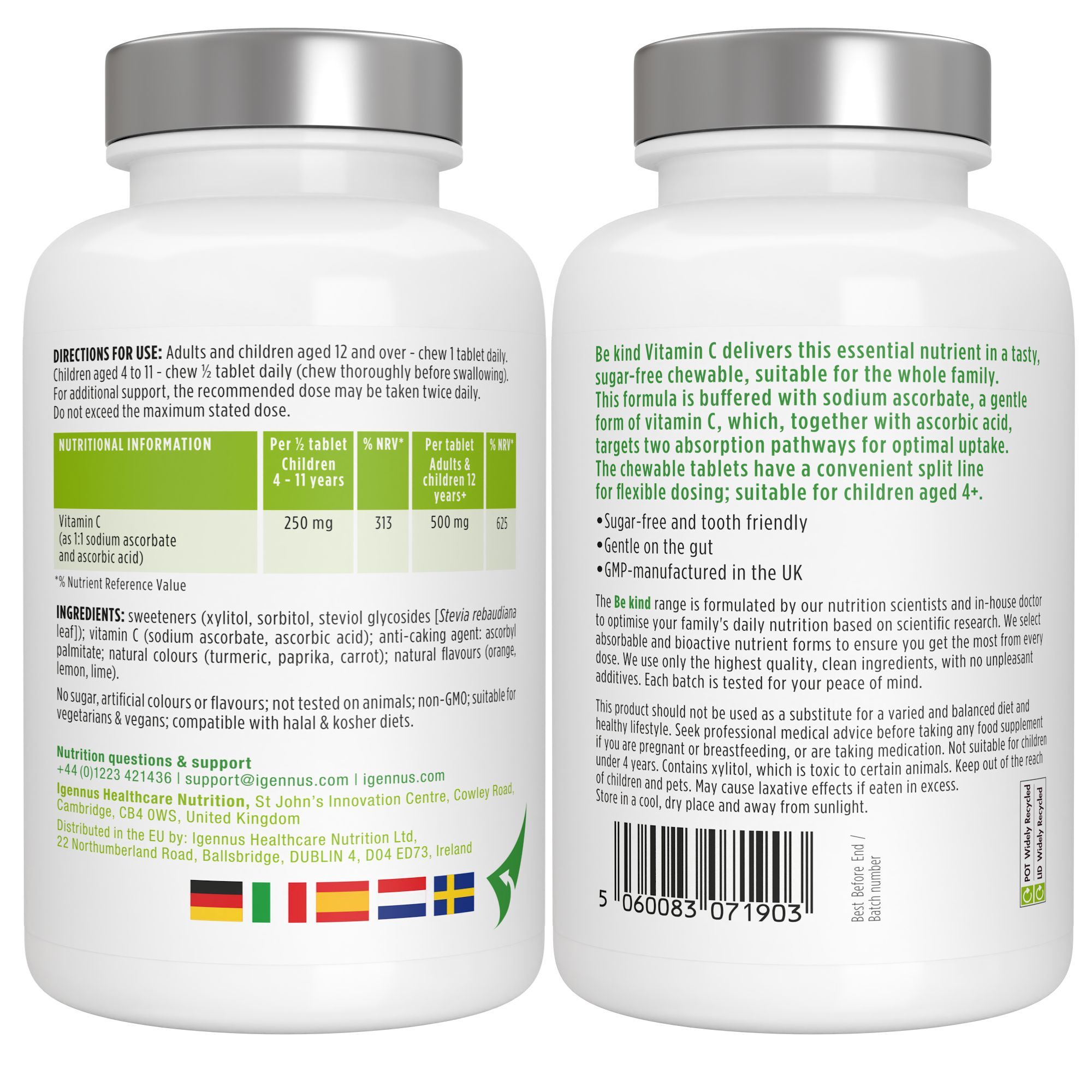 Due flaconi bianchi con etichette. Testo: Be kind Vitamina C. Ingredienti, dosaggio, informazioni nutrizionali. Prodotto nel Regno Unito. Approvato dalla Vegetarian Society.