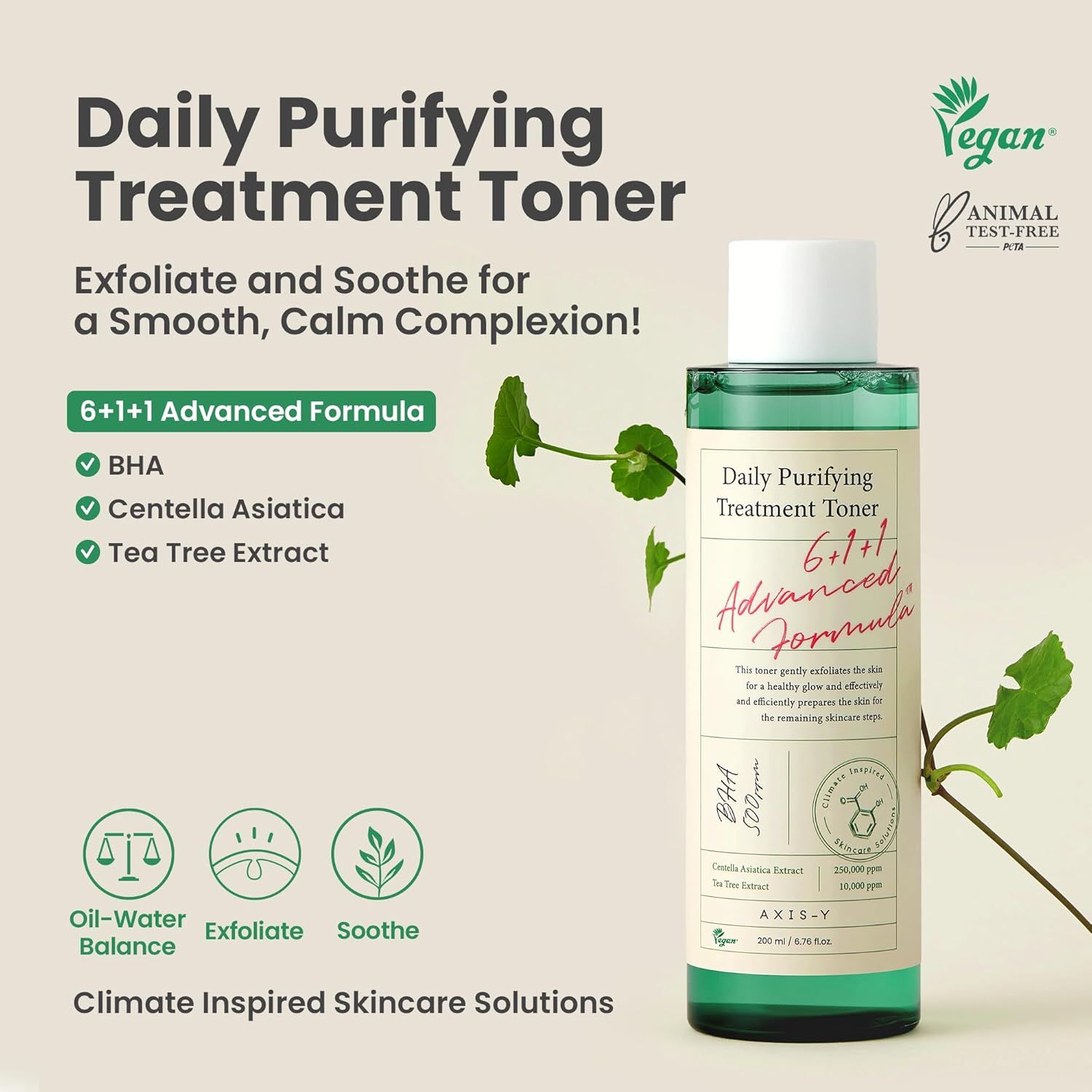 Una bottiglia di toner con scritta: Daily Purifying Treatment Toner, 6+1+1 Advanced Formula. Vegano e cruelty-free.