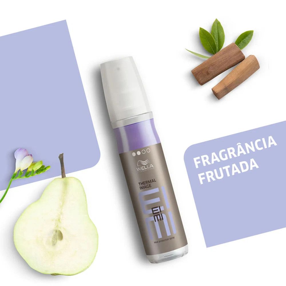 Flacone spray per capelli con liquido viola, pera, bastoncini di cannella e foglie. Testo: Fragrância Frutada.
