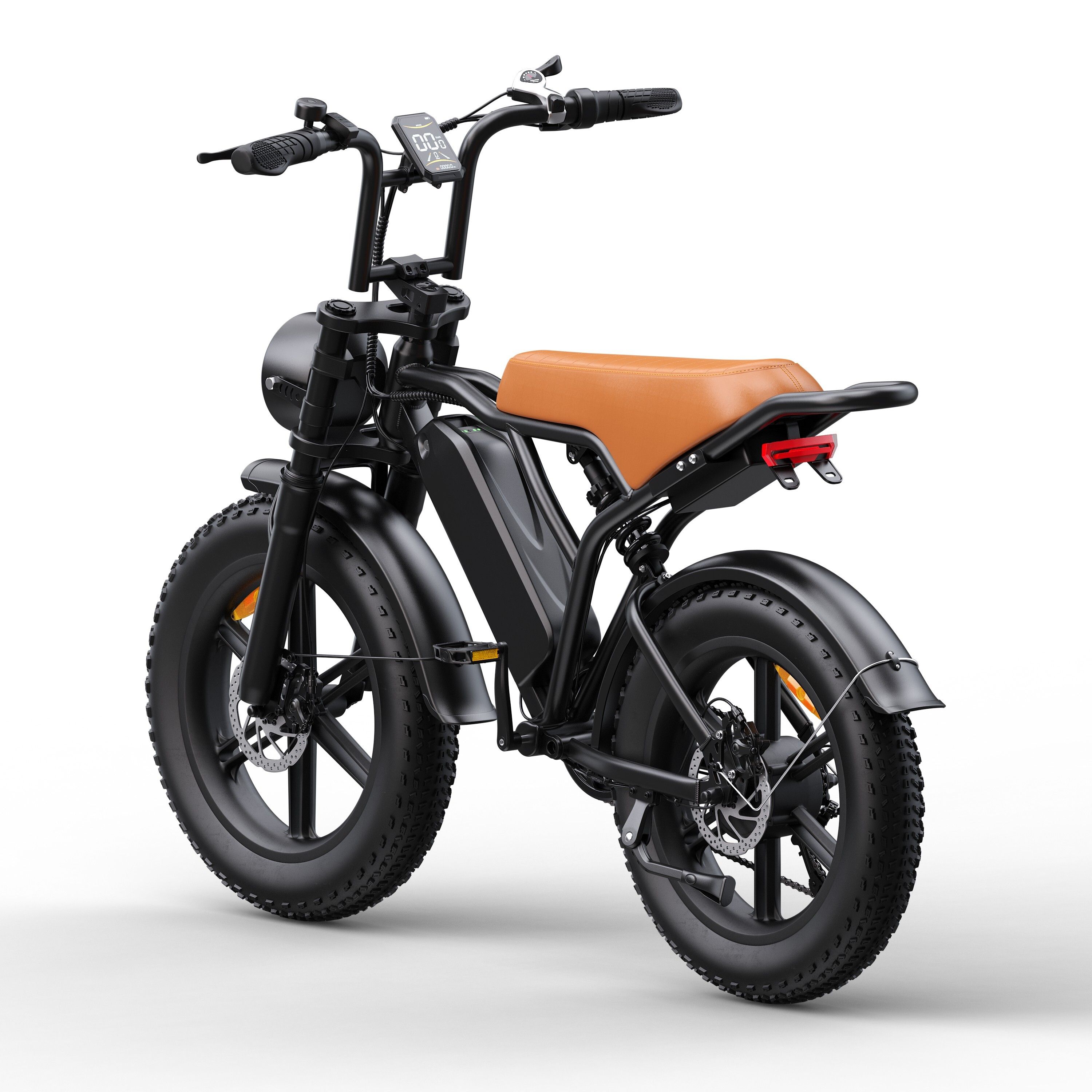 E-bike nero, sella marrone. Pneumatici larghi, faro, portapacchi. Trasmissione a 7 velocità.