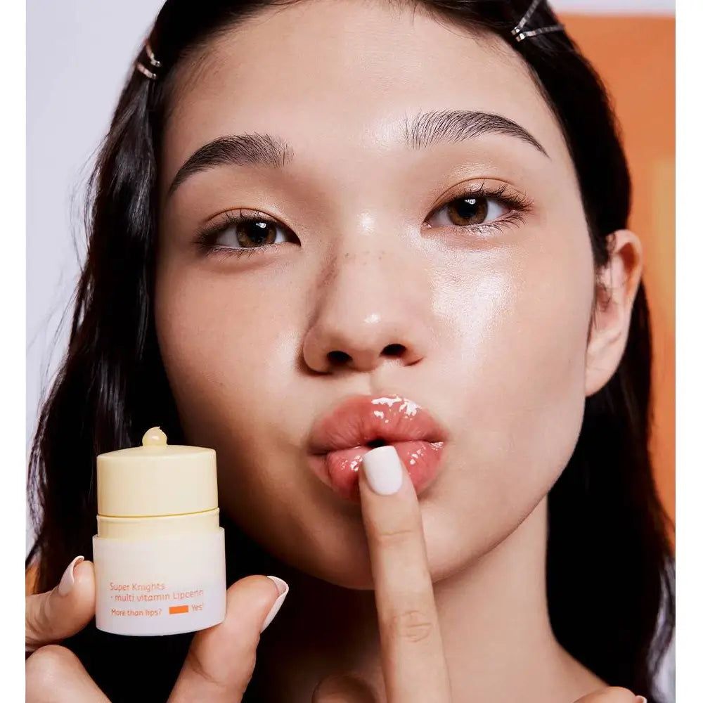 Belif Super Knights Multi Vitamin Lipcerin – balsamo labbra nutriente con delicata esfoliazione