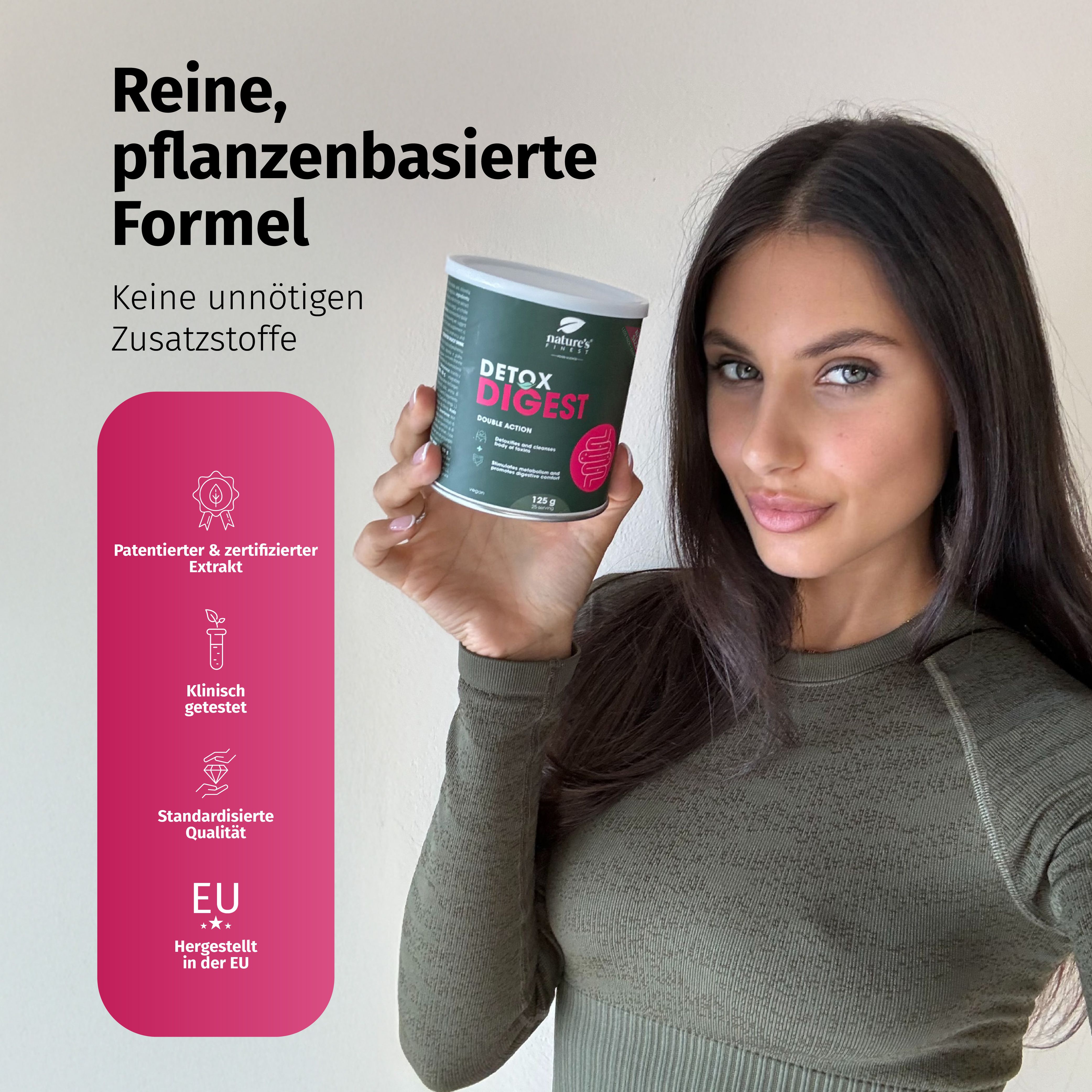 Donna tiene lattina Detox Digest, con sigilli per qualità estratto e produzione UE.