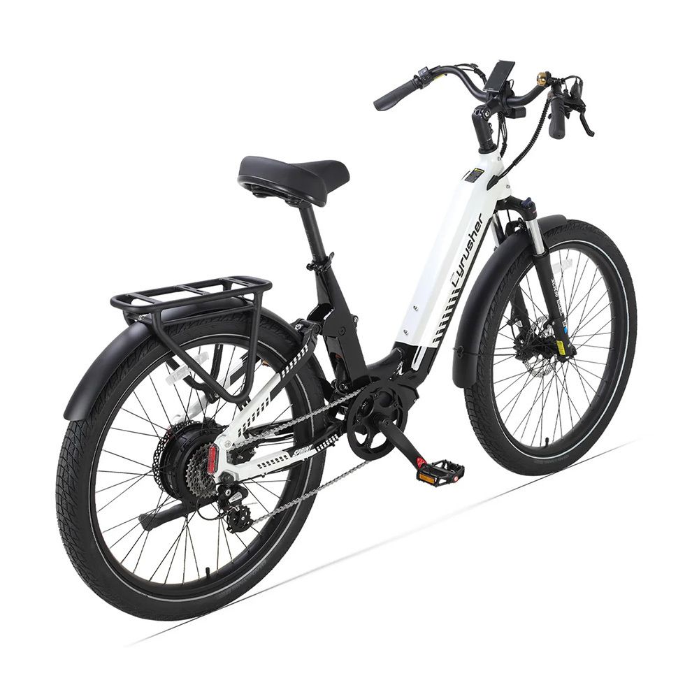 E-bike Cyrusher Sprint, bianco e nero. Pneumatici neri, parafanghi, portapacchi. Logo "Cyrusher" sul telaio. 8 velocità.