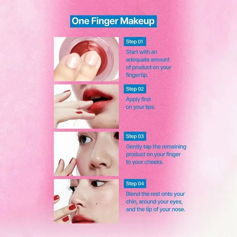 Fasi di applicazione del prodotto. Applicare il prodotto su labbra e guance. Sfondo rosa. One Finger Makeup.