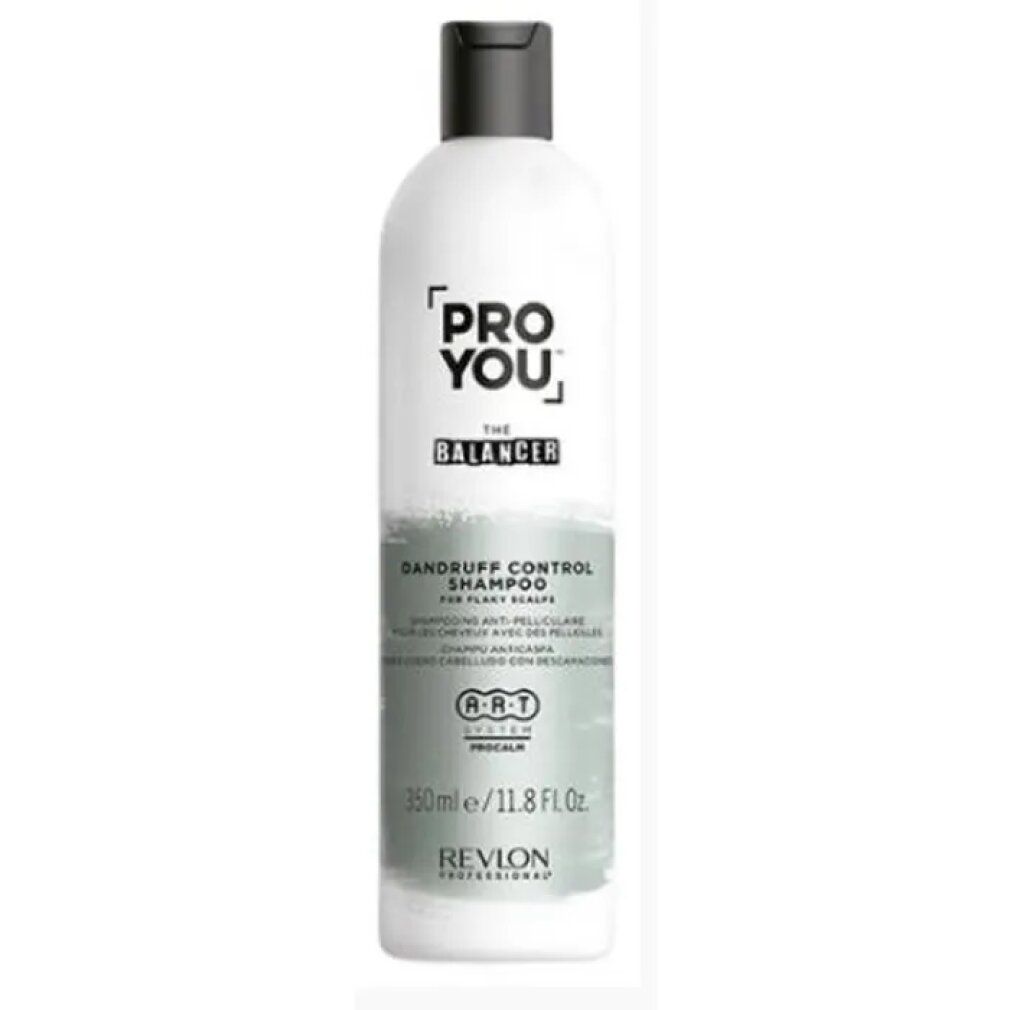 Flacone bianco con tappo nero. Scritta: PRO YOU, THE BALANCER, Shampoo anti-forfora. Revlon Professional.