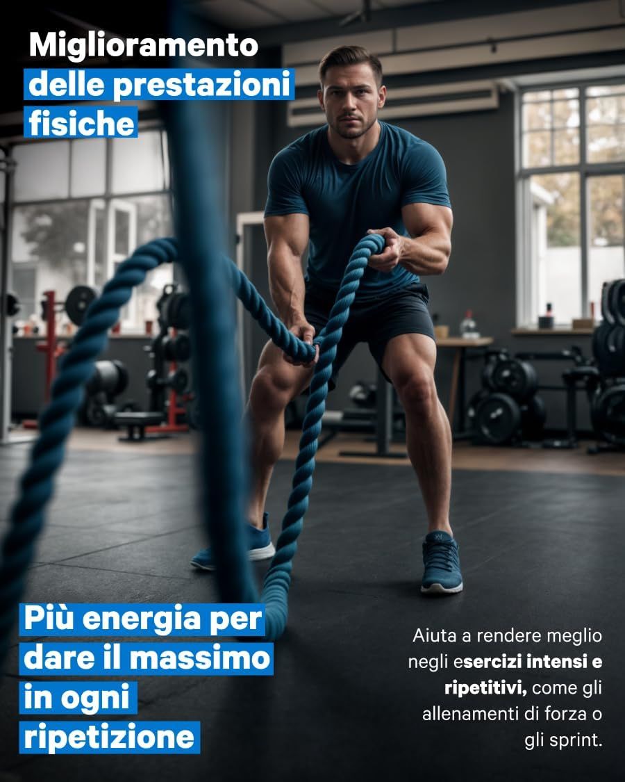 Uomo che si allena con una corda in palestra, migliorando le prestazioni fisiche e l'energia.