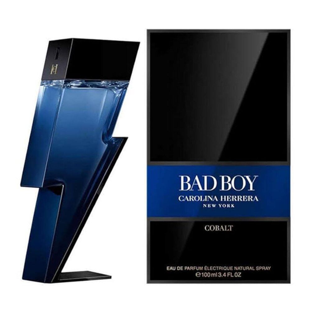 Flacone blu a forma di fulmine e confezione nera. Scritta: Bad Boy Cobalt, Carolina Herrera, New York.