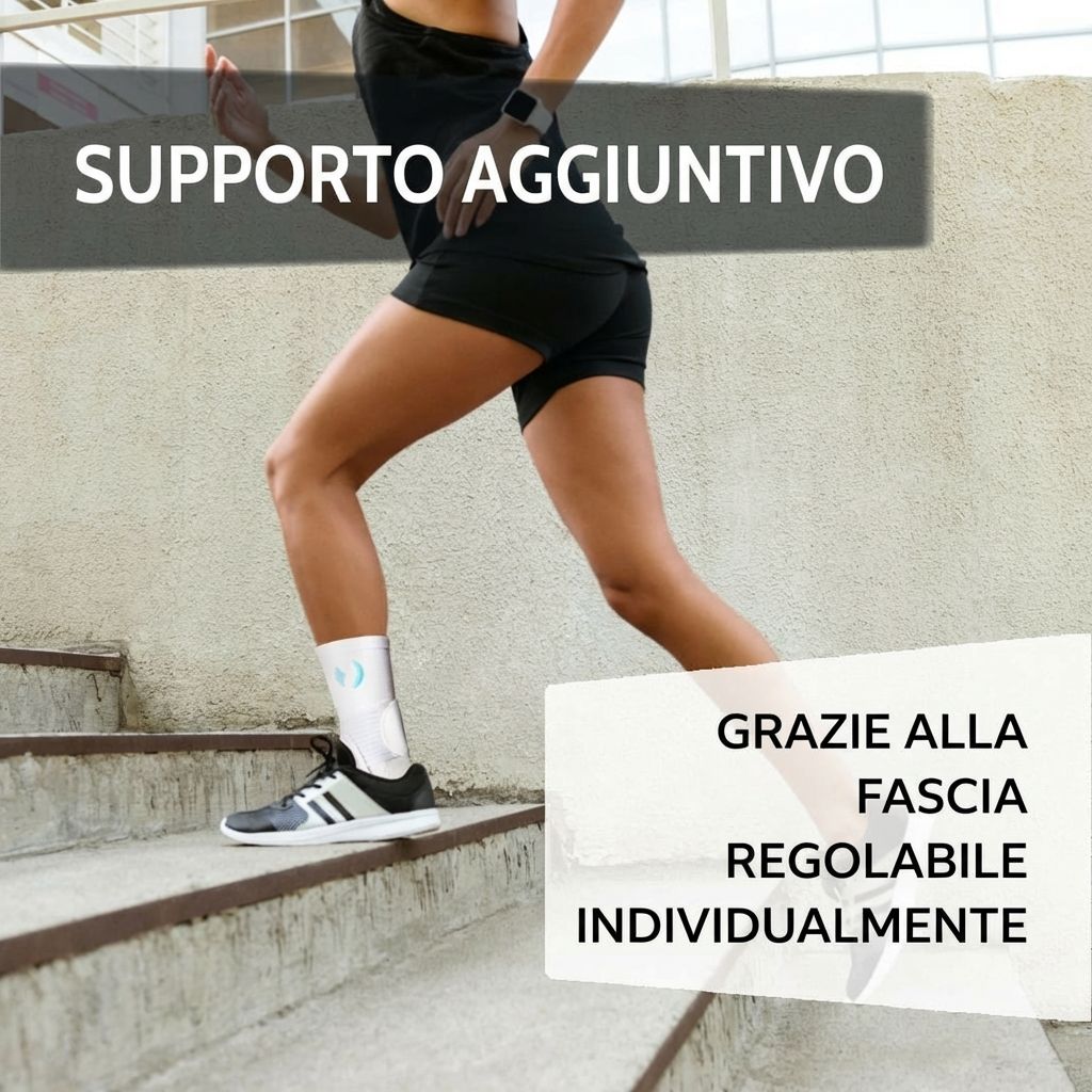 Donna che corre le scale con tutore alla caviglia. Prodotto bianco con logo blu. Fascia regolabile individualmente.