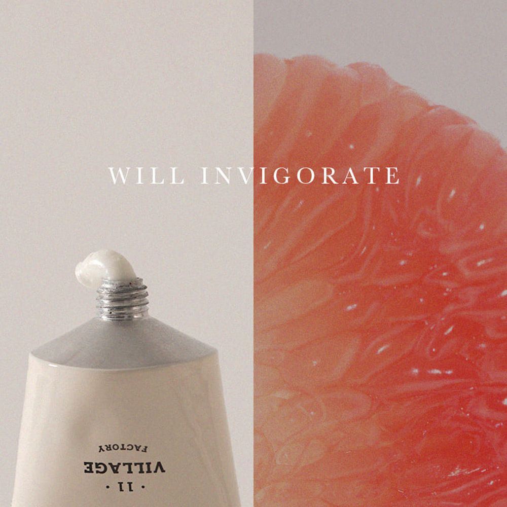 Tubo di crema con testo e nome del prodotto. Accanto, una parte di pompelmo. Testo: WILL INVIGORATE, VILLAGE FACTORY.