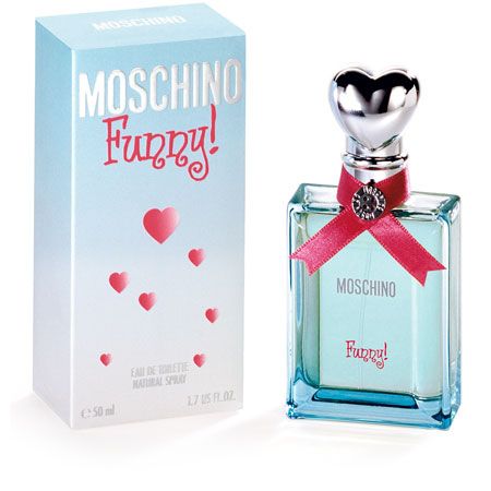 Flacone Moschino Funny! con tappo a cuore, fiocco e confezione. Logo e cuori stampati. Spray.