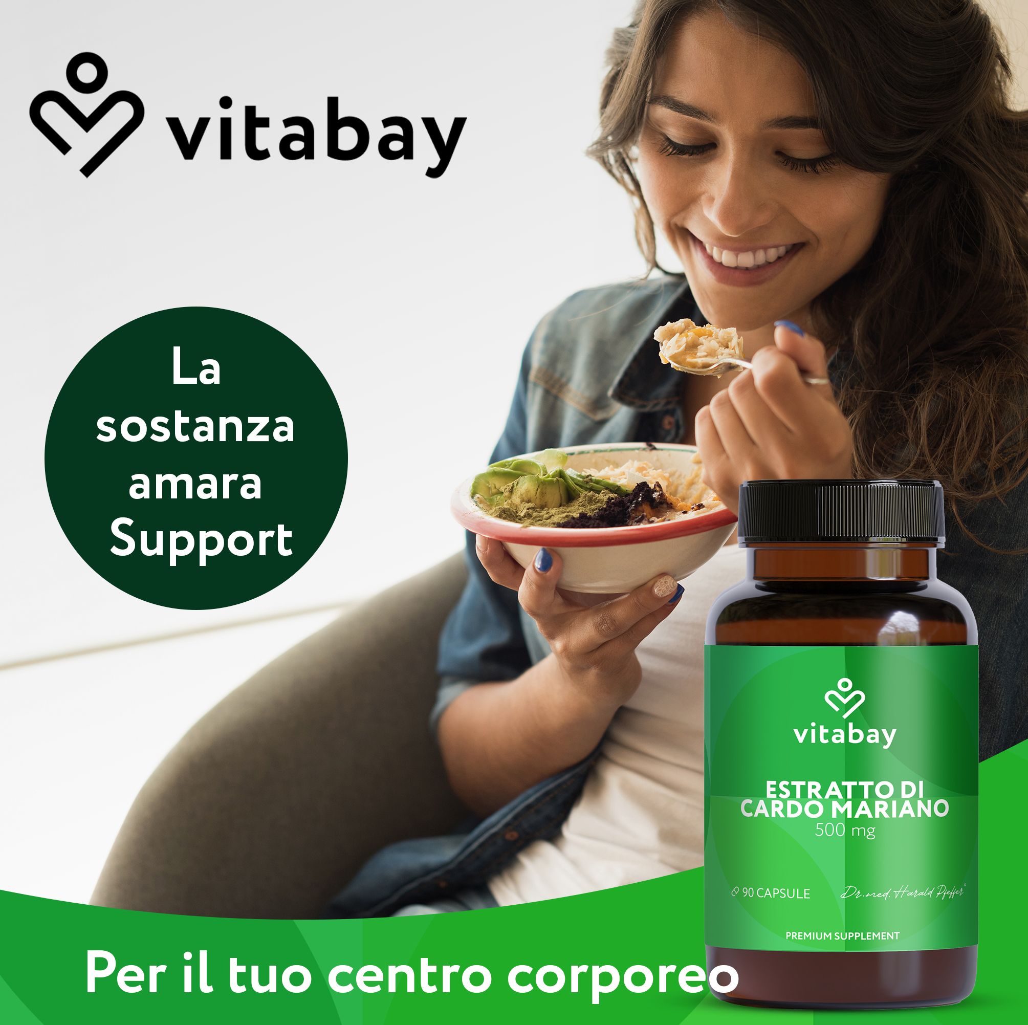 Donna che mangia una ciotola, capsule Vitabay Mariendistel Extrakt 500 mg.