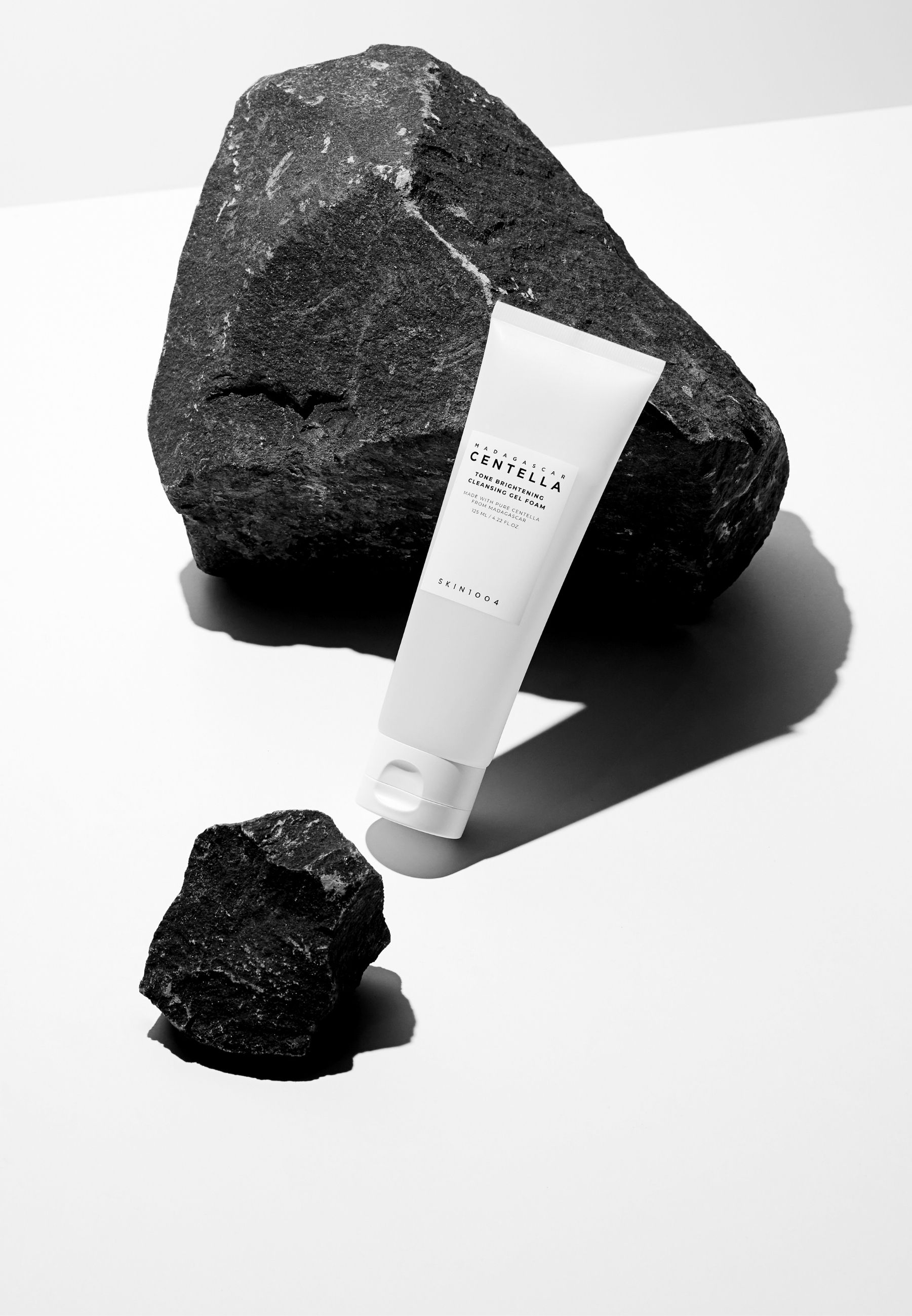 SKIN1004 Tone Brightening Cleansing Gel Foam