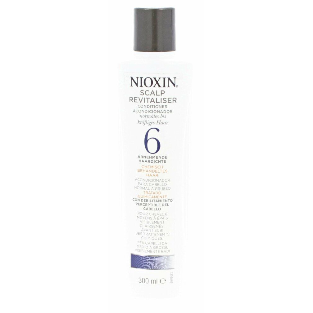 Flacone di Nioxin Scalp Revitaliser. Etichetta bianca, tappo nero. Testo: 6, per capelli trattati chimicamente. 300 ml.