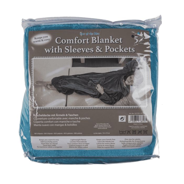 Coperta turchese con maniche e tasche in confezione. Scritta: Comfort Blanket with Sleeves & Pockets. Immagine del prodotto.