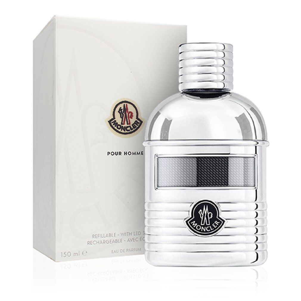 Flacone argentato con schermo LED e logo Moncler. Confezione bianca con logo e testo. "Pour Homme" e "Eau de Parfum".