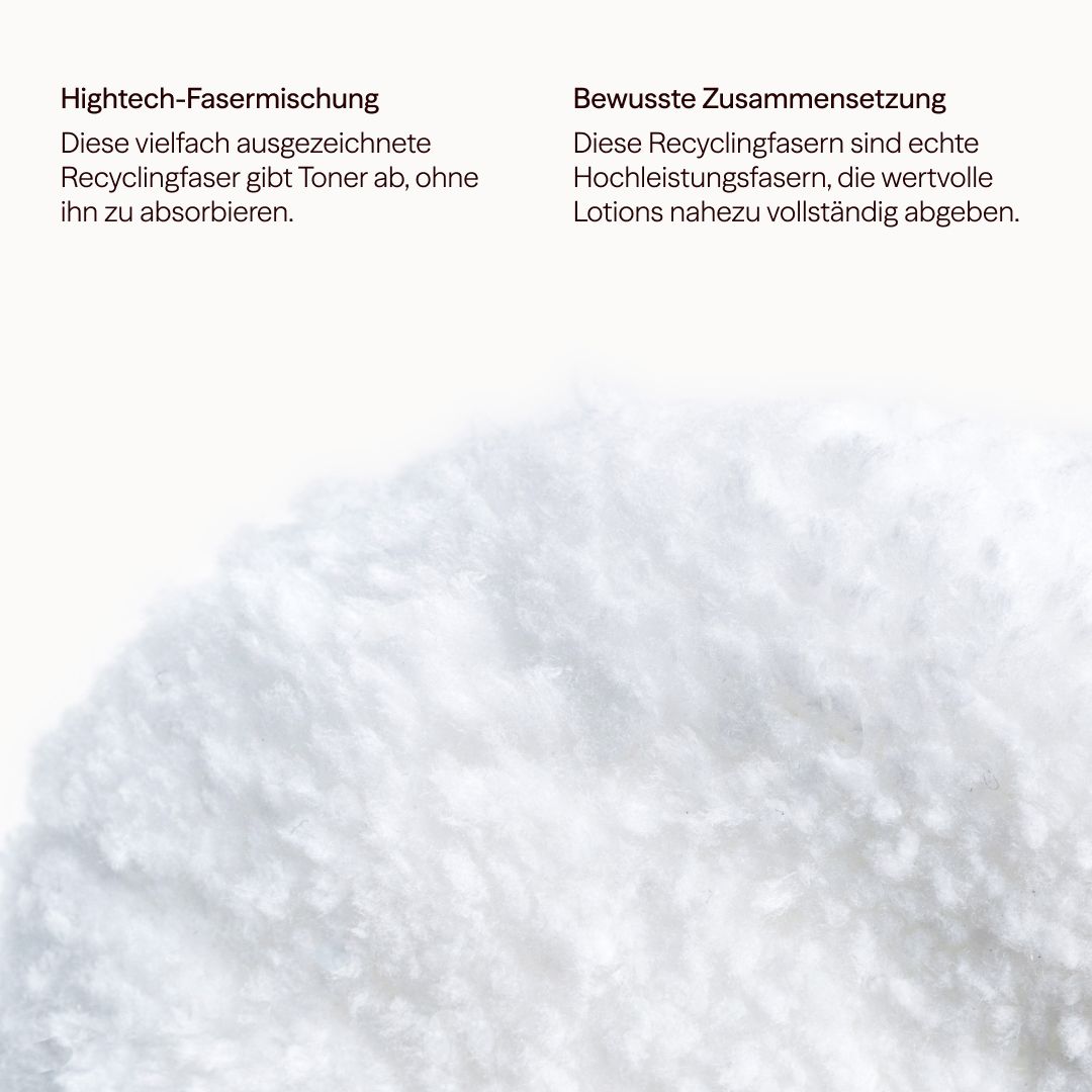 Materiale bianco e soffice. Testo: Miscela di fibre high-tech, rilascia il toner. Composizione consapevole, fibre riciclate.