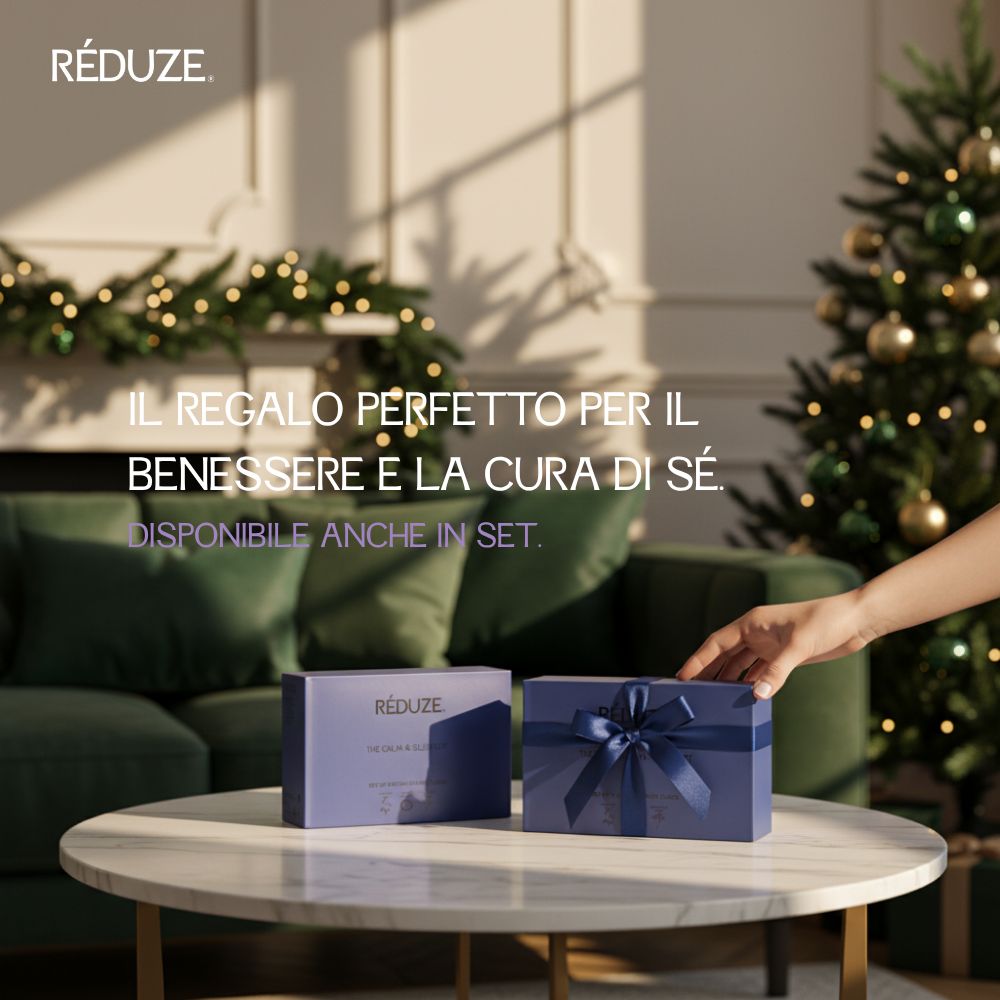 Due confezioni regalo su un tavolo. Scritta: RÉDUZE.