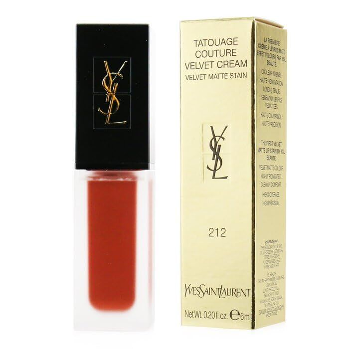 Yves Saint Laurent Tatouage Couture Velvet Cream 212. Rossetto e confezione dorata. Tappo nero con logo. Tonalità 212.