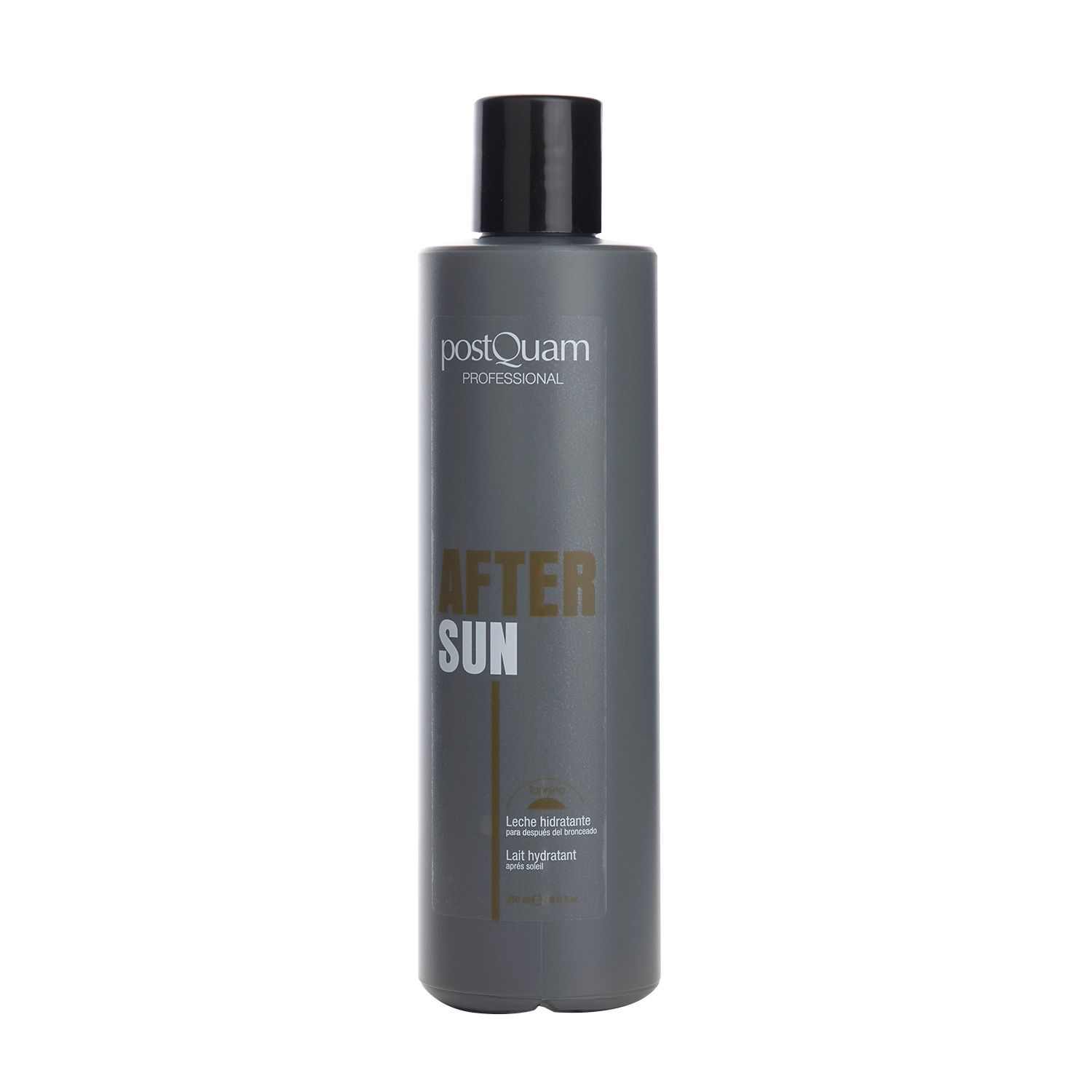 Flacone grigio con tappo nero. Scritta "POSTQUAM PROFESSIONAL AFTER SUN". Testo sottostante: "Lait hydratant".