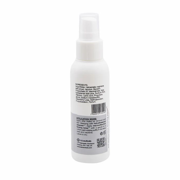 Flacone spray bianco con etichetta. Ingredienti, istruzioni per l'uso, codice a barre. Logo del produttore.