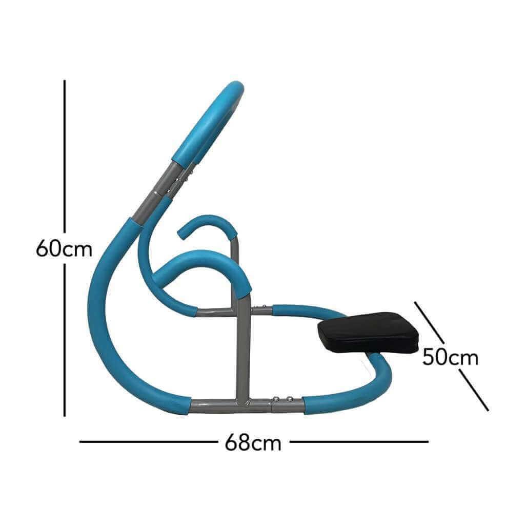 Vista laterale dell'AB Trimmer con dimensioni: 68cm di lunghezza, 60cm di altezza, 50cm di altezza seduta. Colore blu e nero.