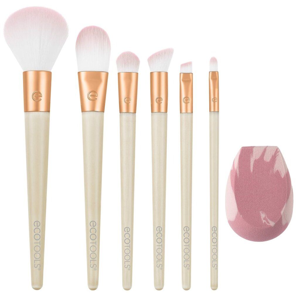 Set di 7 pennelli trucco e una spugna. Pennelli con manici color crema, ghiera dorata e setole rosa. Spugna rosa e bianca.