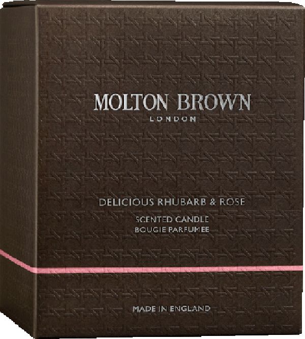Scatola quadrata marrone con motivo in rilievo. Scritta: Molton Brown London, Delicious Rhubarb & Rose, Scented Candle, Bougie Parfumée.