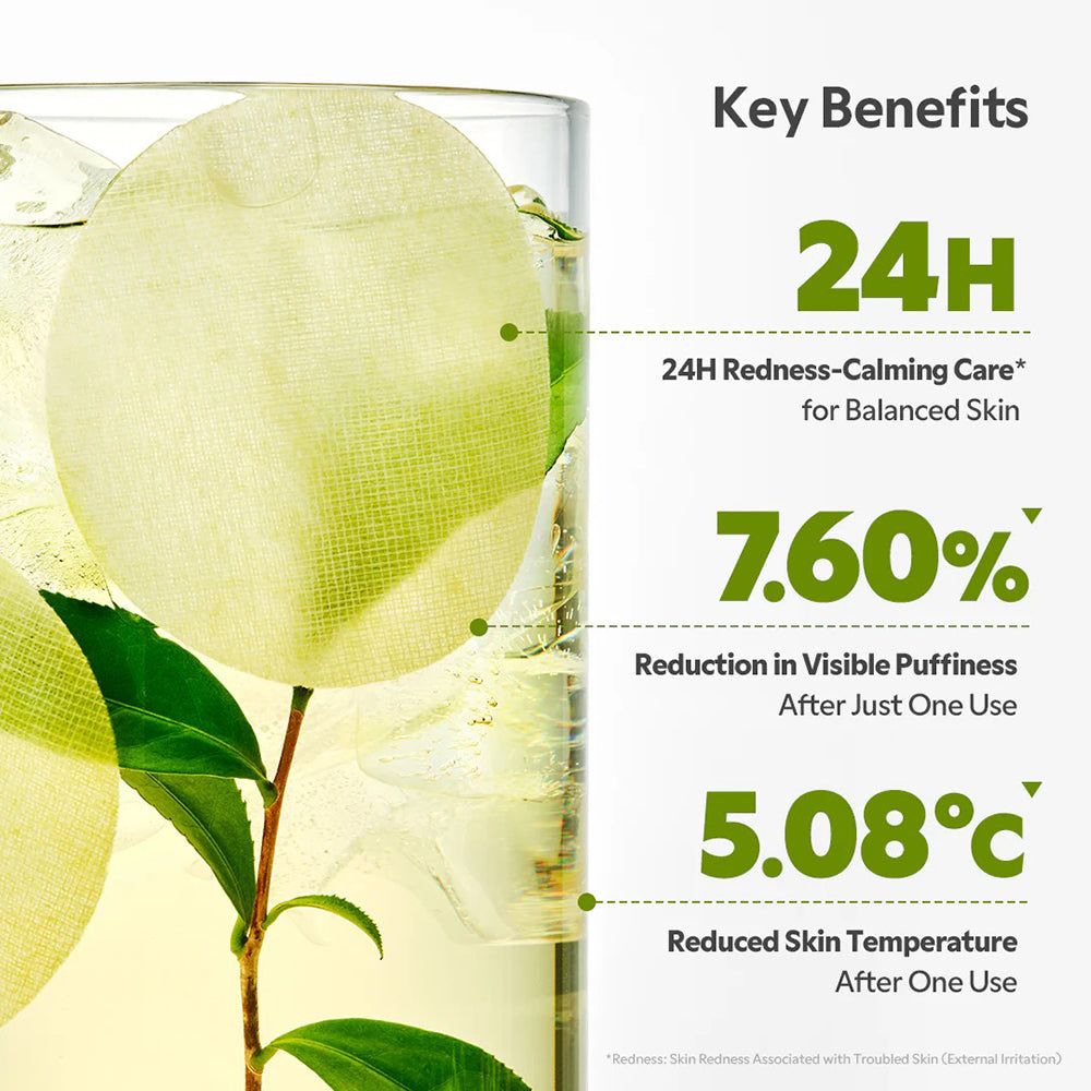 Salviette TIRTIR Matcha Tea in un bicchiere con ghiaccio e foglie, con benefici evidenziati.
