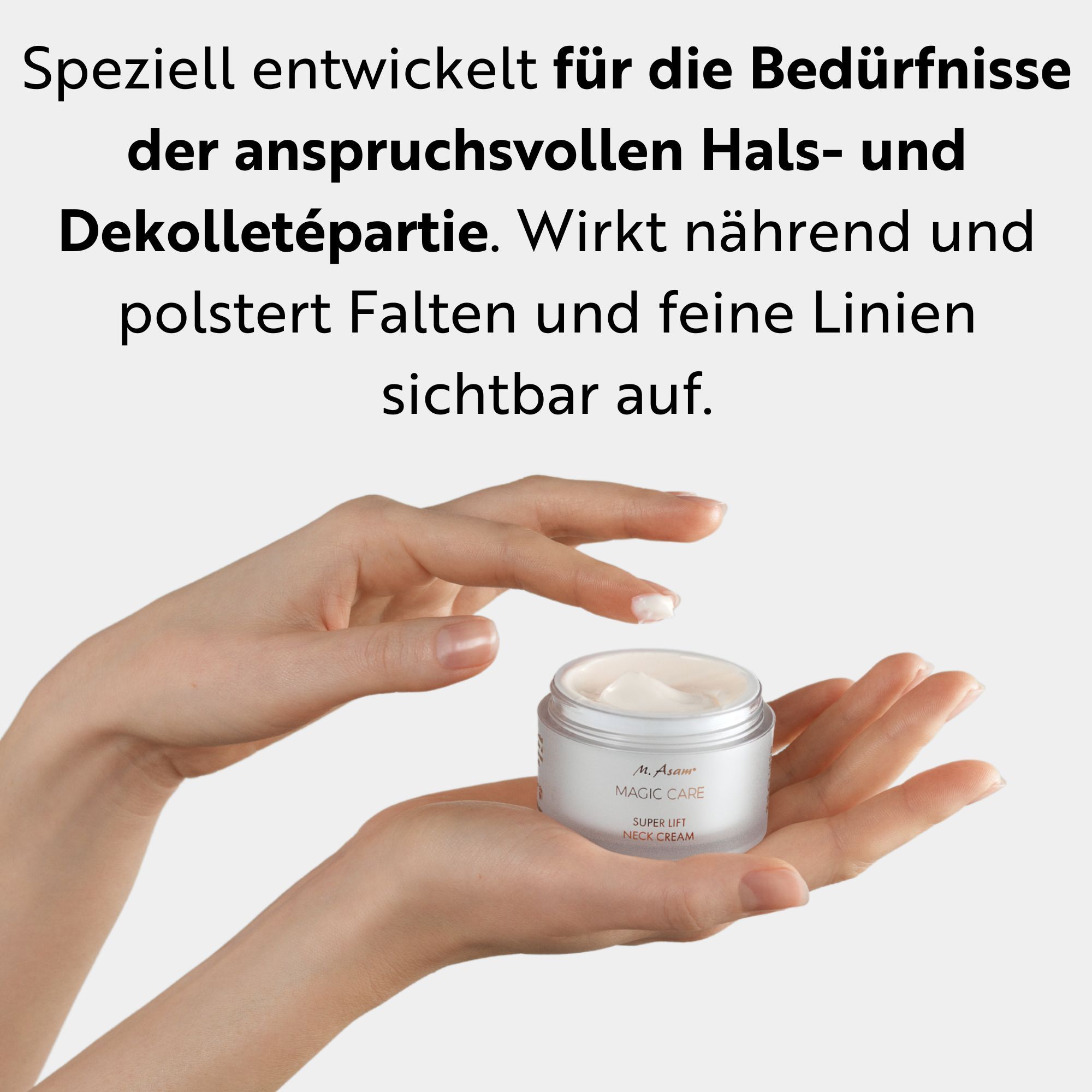 Mani che tengono un vasetto di crema. Testo: Appositamente studiato per le esigenze di collo e décolleté esigenti.