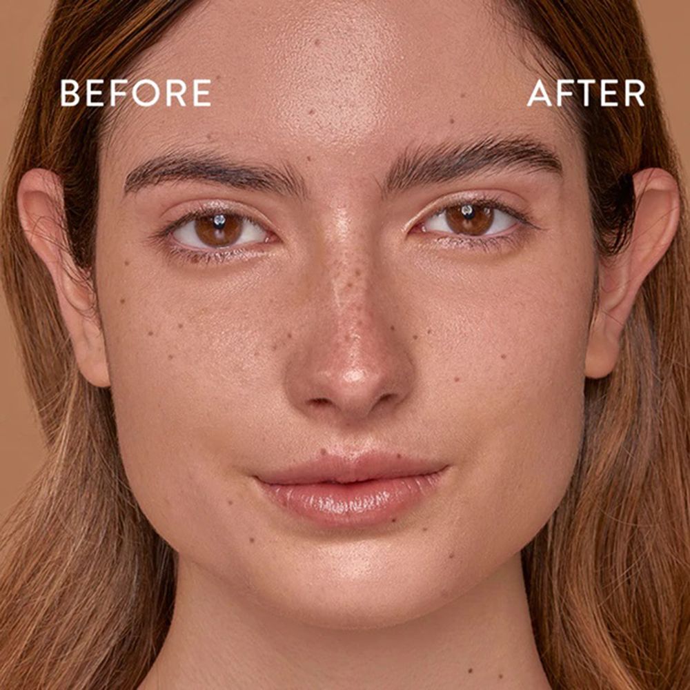 Volto di donna. Scritte: BEFORE e AFTER, mostra il cambiamento delle sopracciglia.