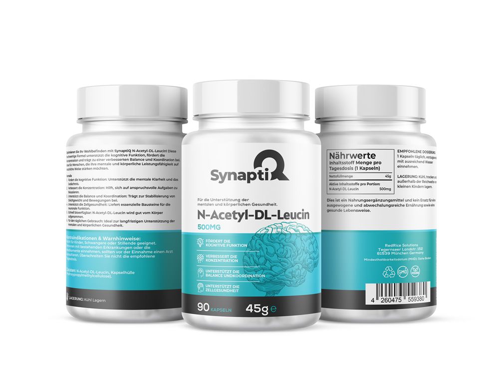 Tre flaconi bianchi con etichette. Scritta: SynaptiQ, N-Acetyl-DL-Leucin, 500mg. 90 capsule, 45g. Sfondo turchese.