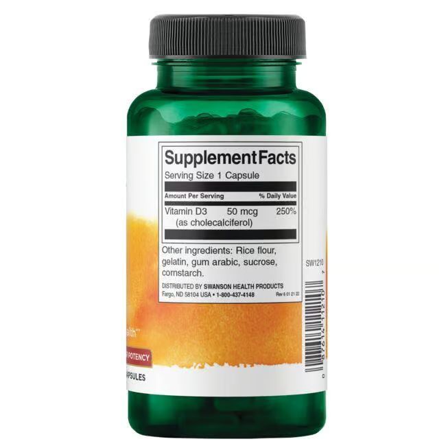 Retro del flacone verde. Etichetta con informazioni nutrizionali della vitamina D3. Contiene altri ingredienti.