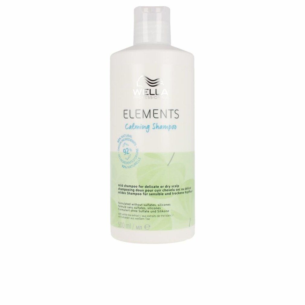 Flacone bianco di shampoo Wella Elements. Scritta: ELEMENTS Calming Shampoo. Etichetta verde e bianca con foglie e 92% ingredienti naturali.