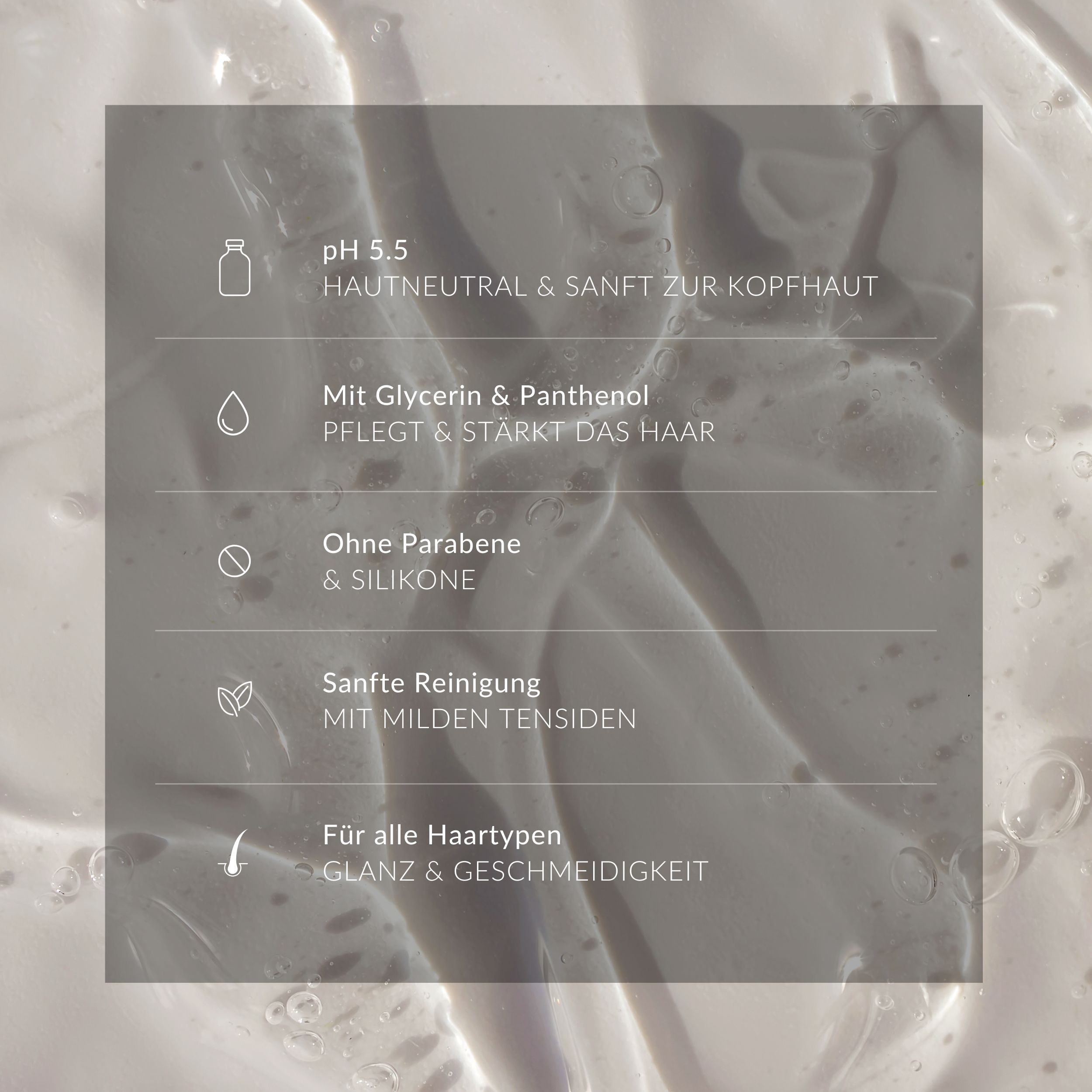 Testo sulle proprietà dello shampoo: pH 5.5, delicato sulla pelle, con glicerina e pantenolo, senza parabeni e siliconi.