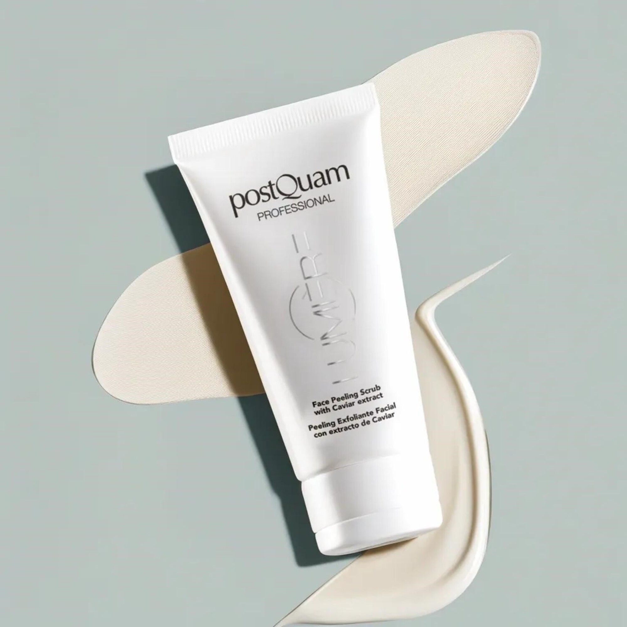 Tubo bianco con nome e testo del prodotto. Su sfondo chiaro con strisce color crema. Testo: Face Peeling Scrub with Caviar extract.