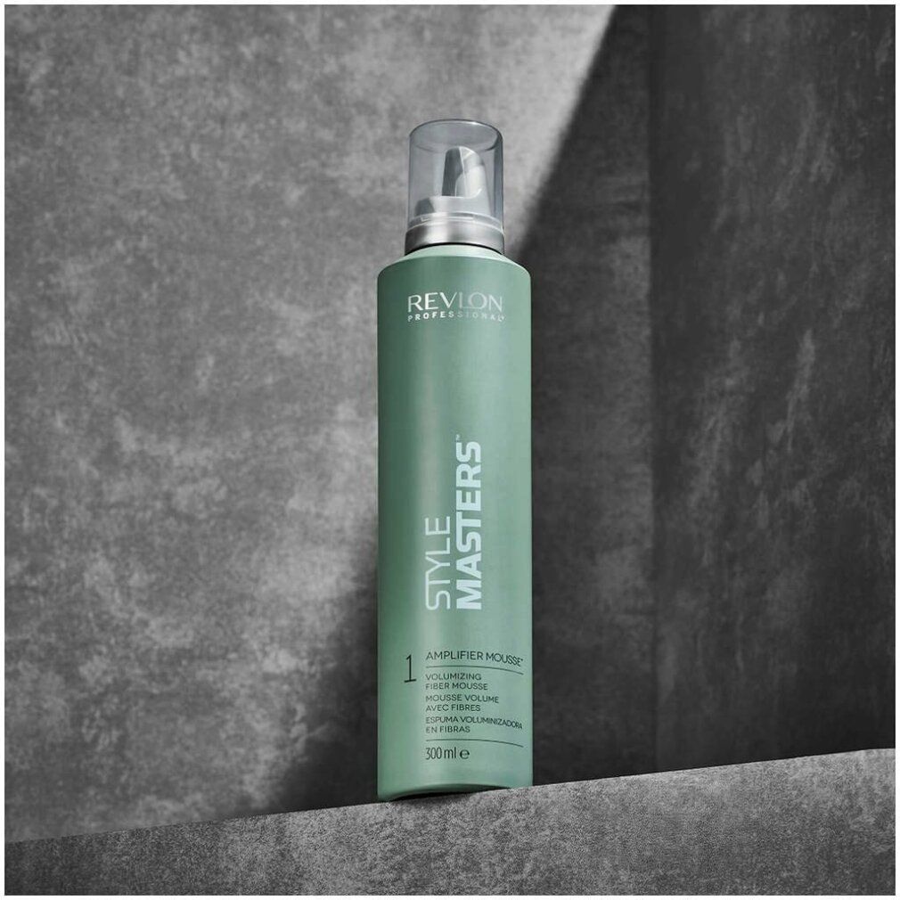 Flacone verde con erogatore. Scritte: Revlon Professional, Style Masters, Amplifier Mousse. Volume: 300ml.