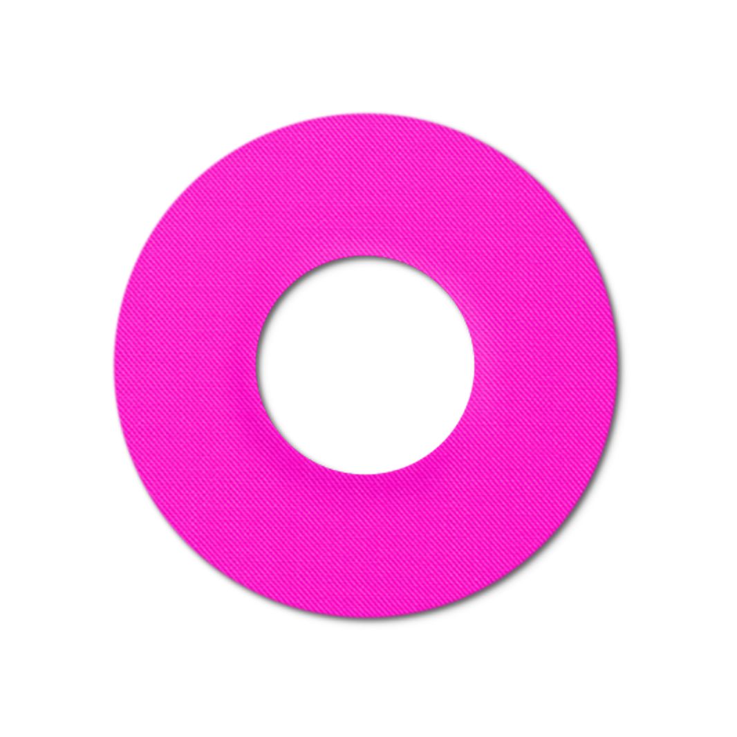 Un singolo anello di fissaggio rosa con foro rotondo al centro.