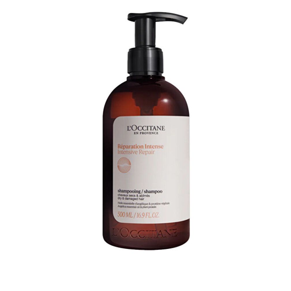 Flacone marrone con dosatore nero. Etichetta con informazioni sul prodotto. Shampoo L'Occitane Riparatore Intensivo.