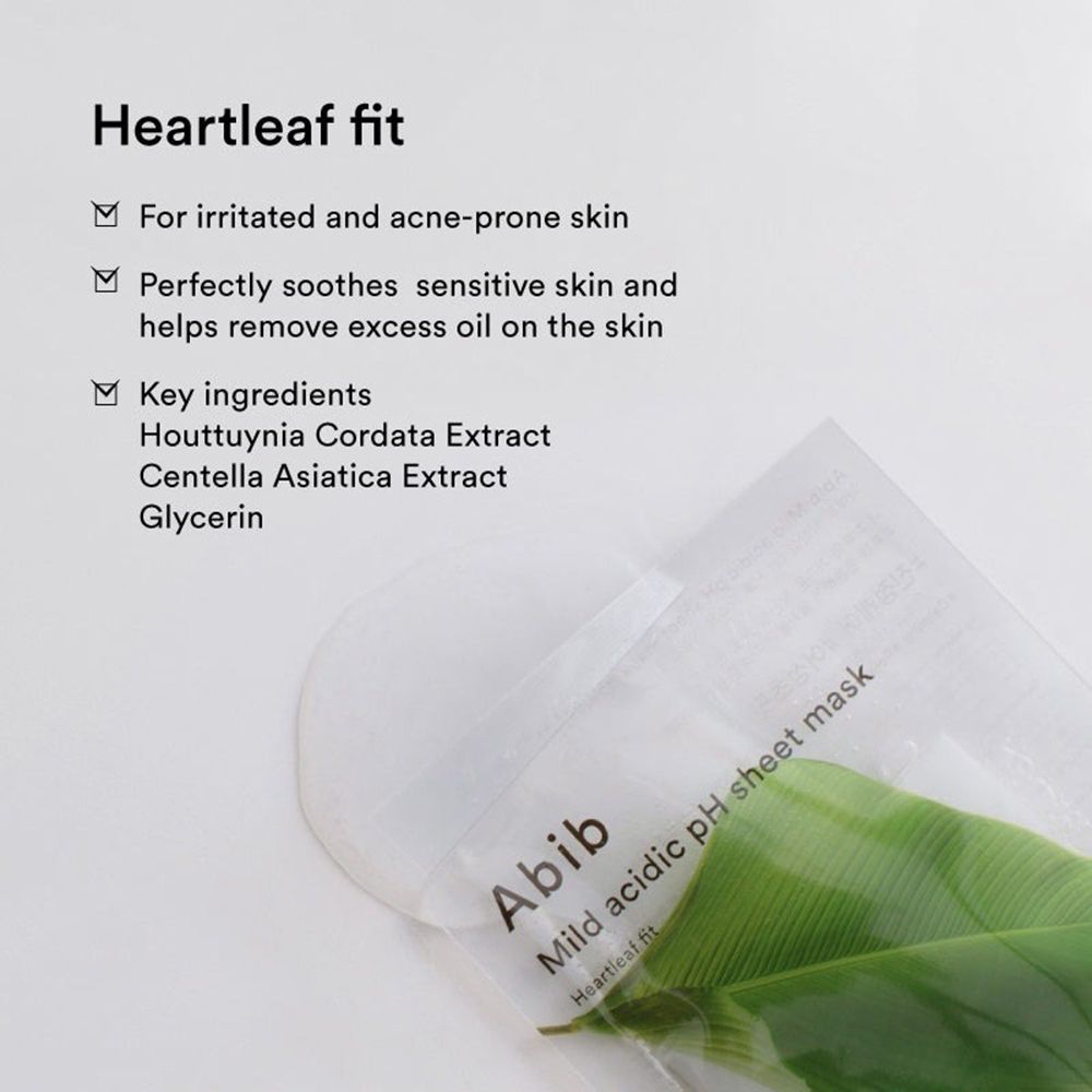 Confezione con testo e foglia. "Abib Mild acidic pH sheet mask Heartleaf fit".