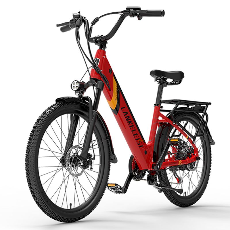 E-bike da trekking rosso con telaio e pneumatici neri. Portapacchi, faro e manubrio visibili.