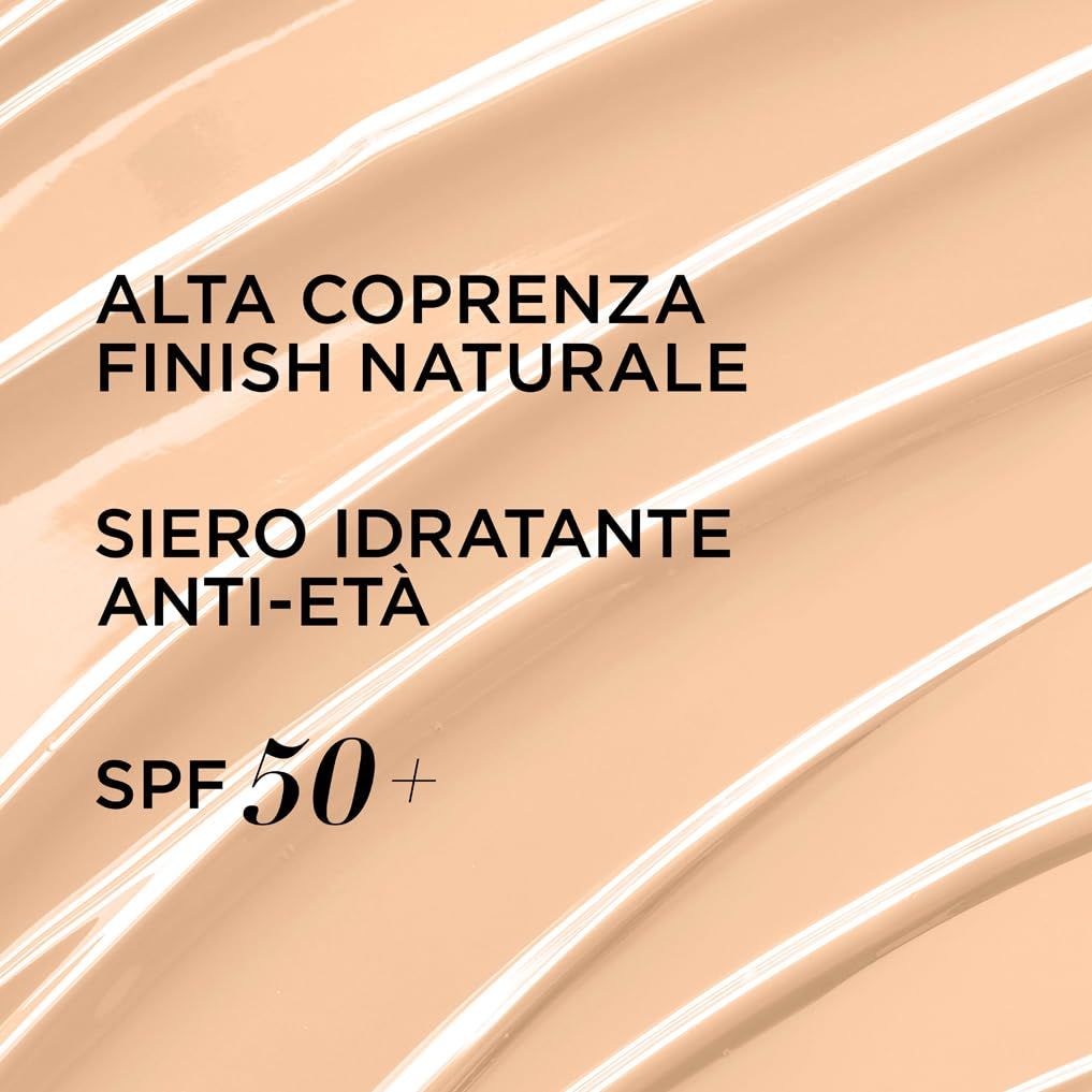 Primo piano fondotinta. Texture alta coprenza, finish naturale, siero con SPF 50+.