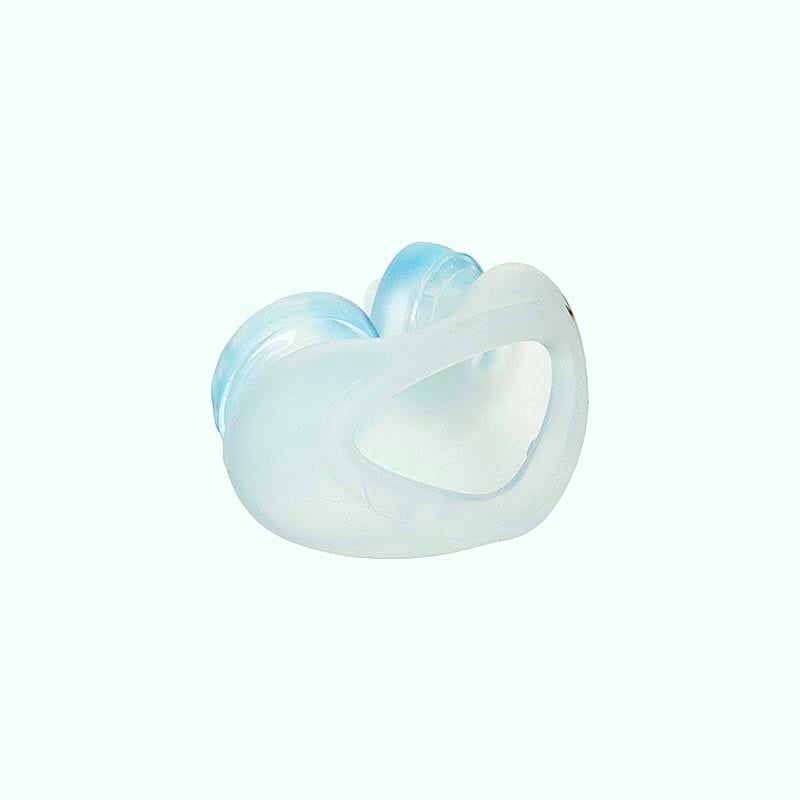 Maschera nasale CPAP leggera in silicone trasparente con accenti blu.
