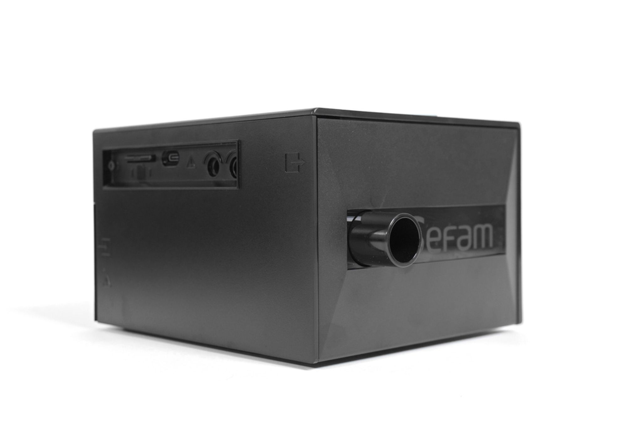Retro del dispositivo Sefam Néa DUO ST con connessioni e ventilazione.