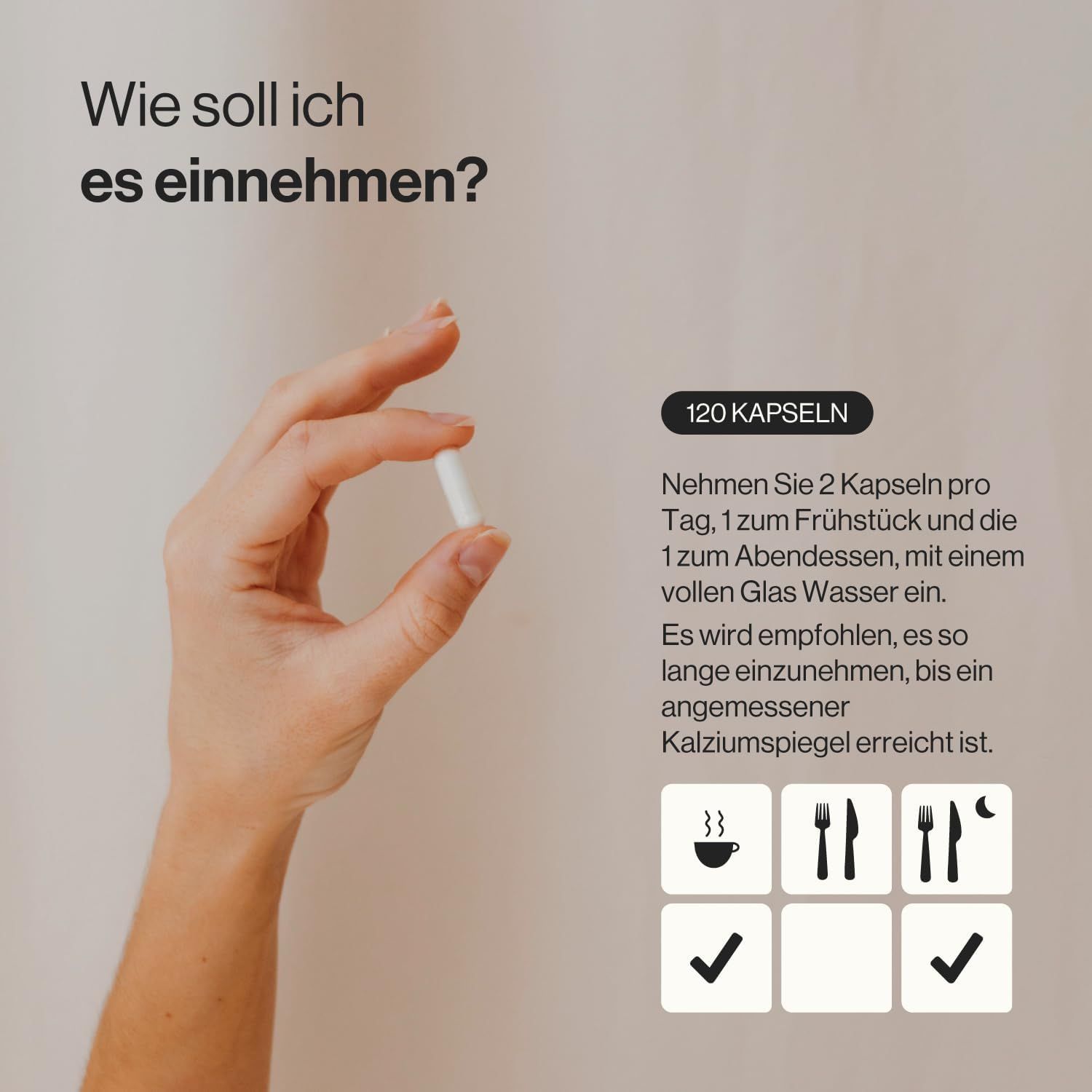 Mano tiene capsula bianca. Testo: 120 capsule. Raccomandazioni d'uso con simboli colazione, pranzo e cena.