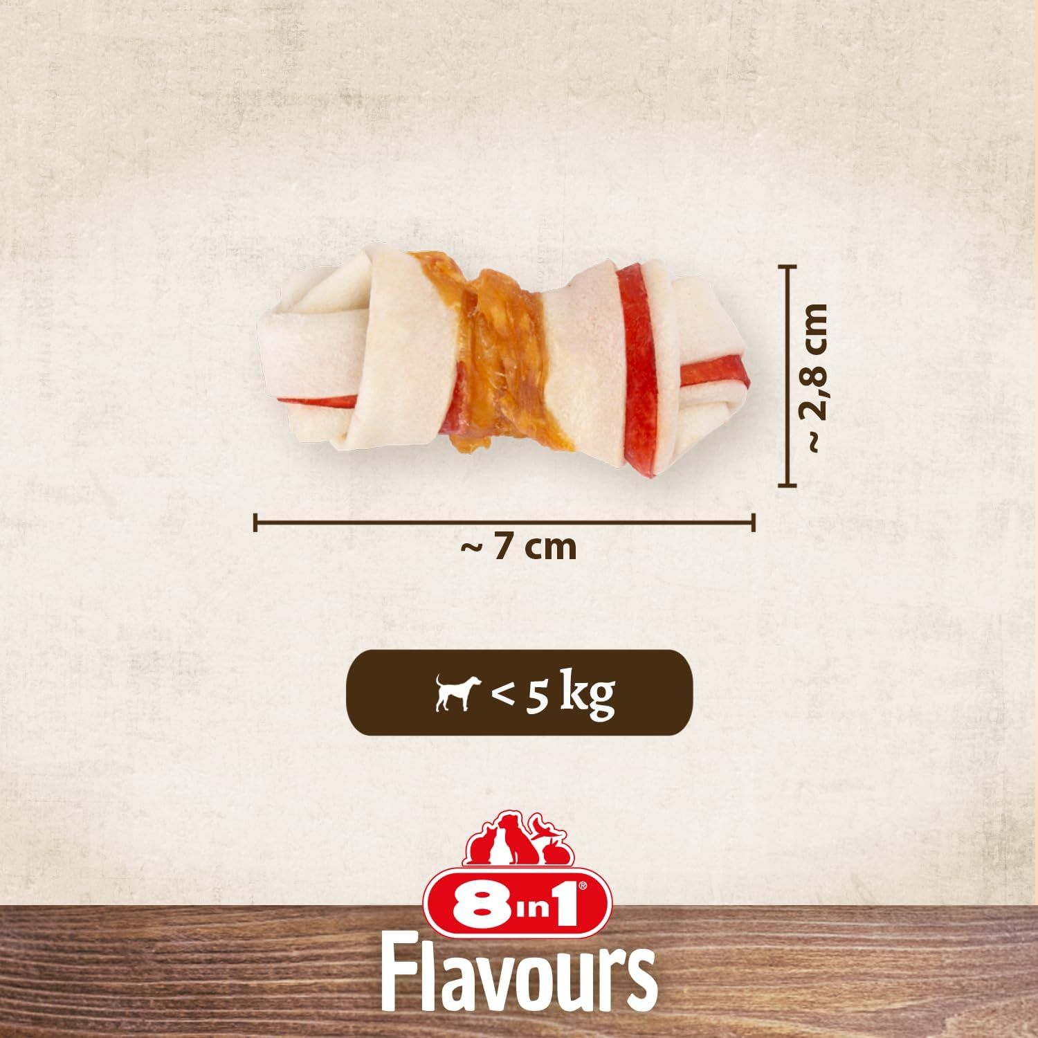 Un singolo snack masticabile XS, lungo circa 7 cm, largo 2,8 cm, per cani sotto i 5 kg.