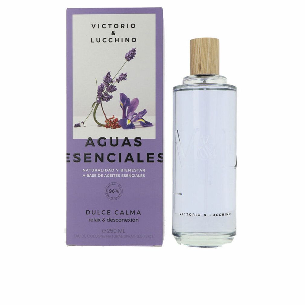 Flacone e confezione. Flacone con tappo in legno. Confezione viola con nome del prodotto e motivo floreale.