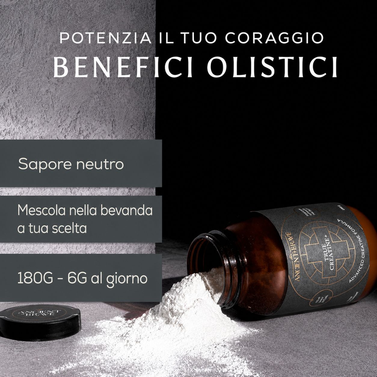 Flacone in vetro marrone con etichetta True Creatine+, accanto a quattro caselle di testo con i vantaggi in italiano.